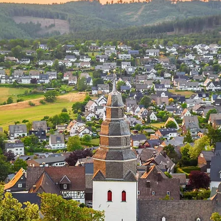 Wollfuehloase Eversberg * Meschede