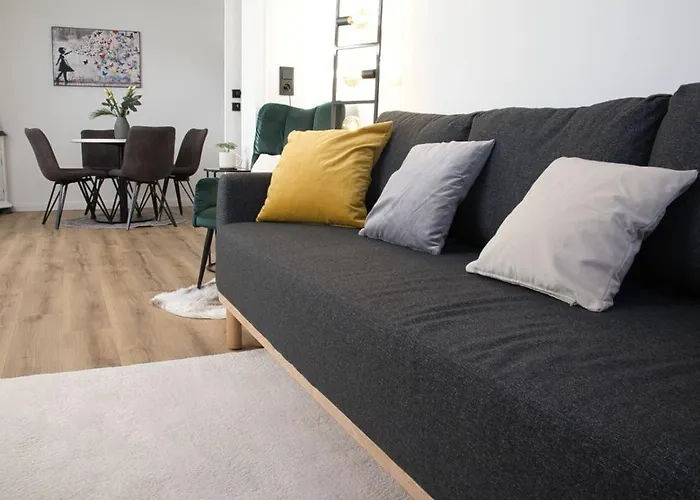 Wollfuehloase Eversberg Daire Meschede